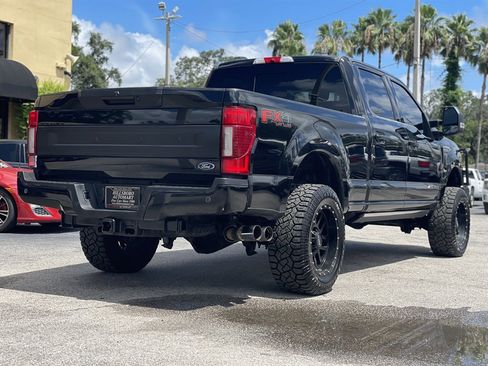 Used 2020 Ford F350 Platinum w/ FX4 Off-Road Package image 21