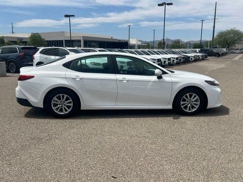 Used 2025 Toyota Camry LE FWD image 2