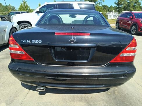Used 2003 Mercedes-Benz SLK 320 image 4