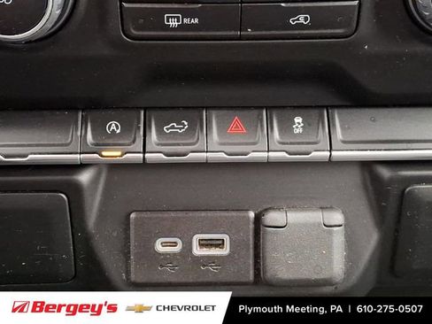 Certified 2022 Chevrolet Silverado 1500 Custom w/ Rally Edition image 24