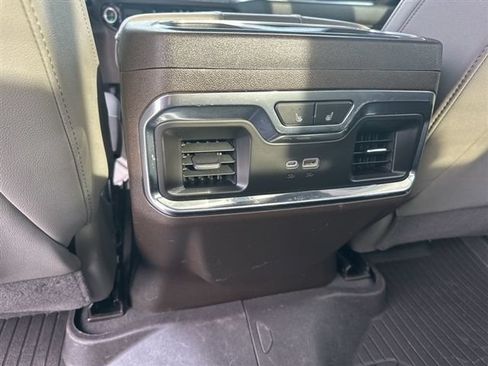 Used 2024 Chevrolet Silverado 1500 LTZ AWD/4WD image 21