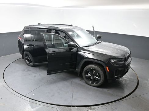 New 2026 Jeep Grand Cherokee Limited w/ Limited Altitude Package image 47