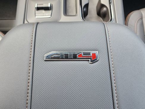 New 2026 GMC Sierra 2500 AT4 w/ AT4 Premium Plus Package AWD/4WD image 36