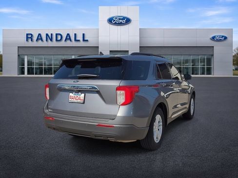 Used 2021 Ford Explorer XLT RWD image 5