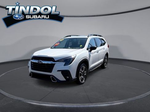 Certified 2025 Subaru Ascent Touring w/ Popular Package #2 AWD/4WD image 4