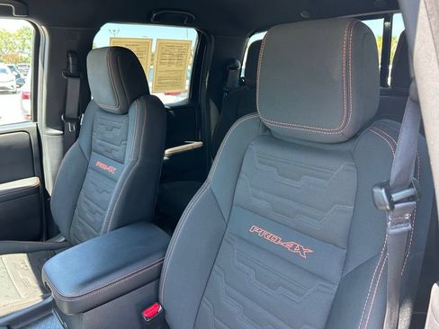 Used 2026 Nissan Frontier PRO-4X AWD/4WD image 19