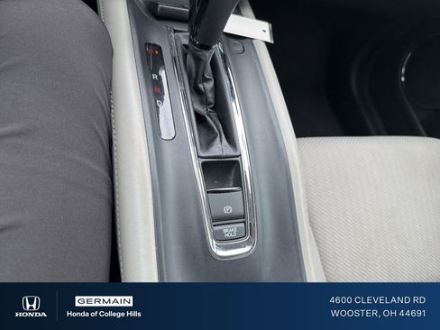 Used 2016 Honda HR-V EX image 23
