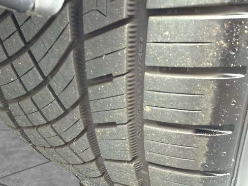 Used 2019 Jaguar F-TYPE Coupe image 38