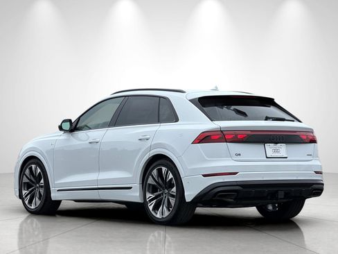 New 2026 Audi Q8 Prestige image 3