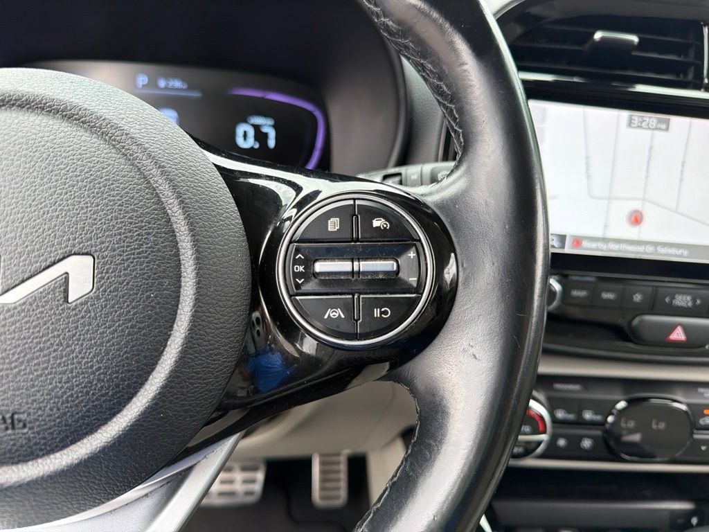 Certified 2023 Kia Soul EX FWD image 17