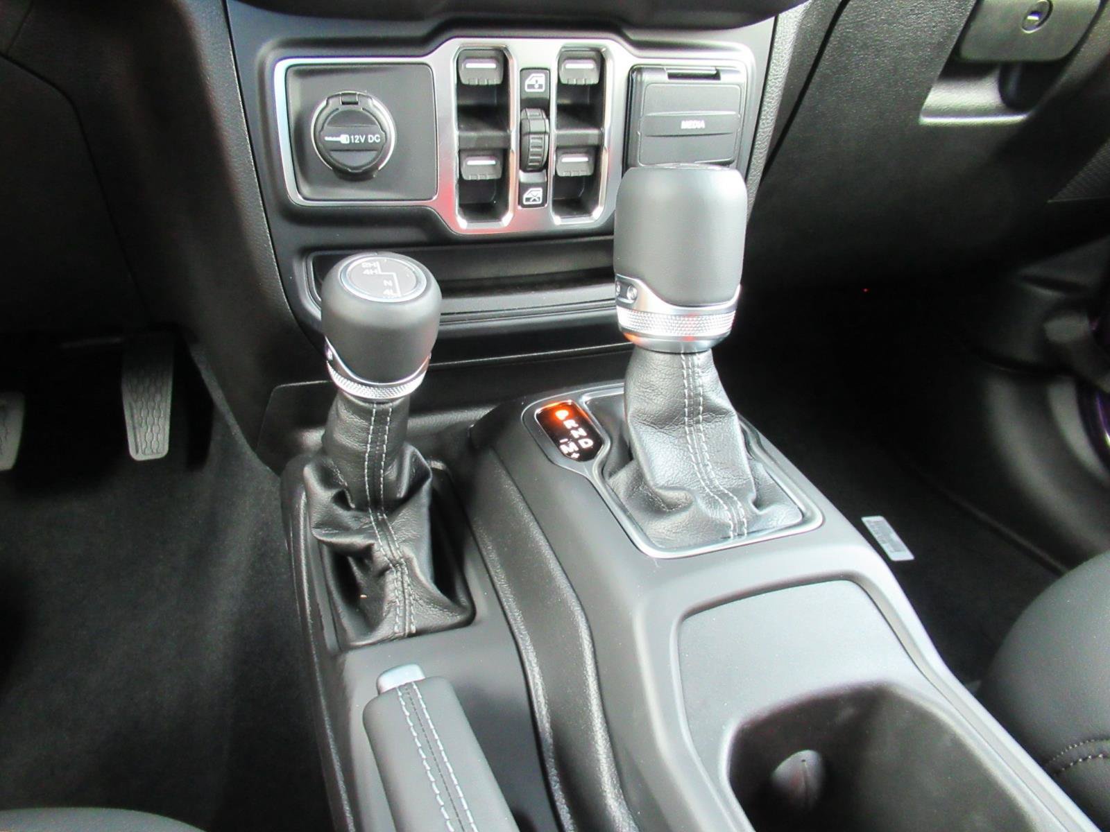 New 2026 Jeep Wrangler Unlimited Sahara AWD/4WD image 26