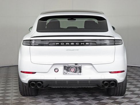 Used 2025 Porsche Cayenne Coupe image 7