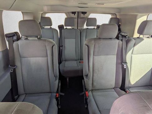 Used 2017 Ford Transit 350 XLT image 18