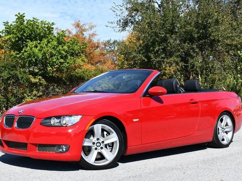 Used 2008 BMW 335i Convertible image 19