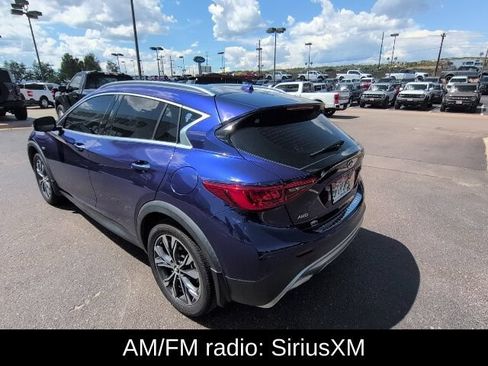 Used 2017 INFINITI QX30 Premium w/ Navigation Package AWD/4WD image 9