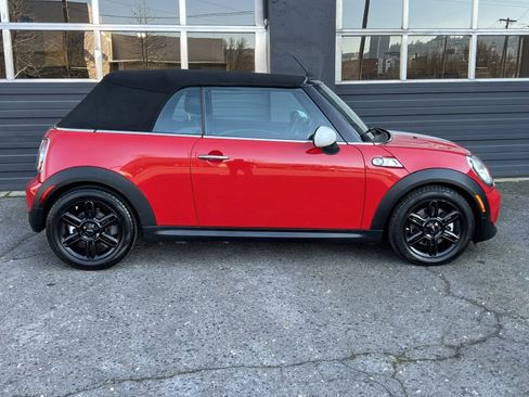 Used 2015 MINI Cooper S w/ Always Open Package image 7