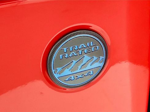Used 2025 Jeep Wrangler Unlimited Sahara AWD/4WD image 10