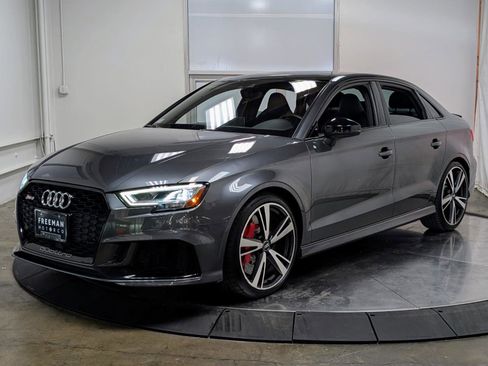 Used 2018 Audi RS 3 w/ Technology Package AWD/4WD image 4