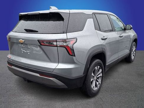 Used 2025 Chevrolet Equinox LT FWD image 5