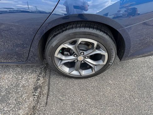 Certified 2020 Chevrolet Malibu LT FWD image 28