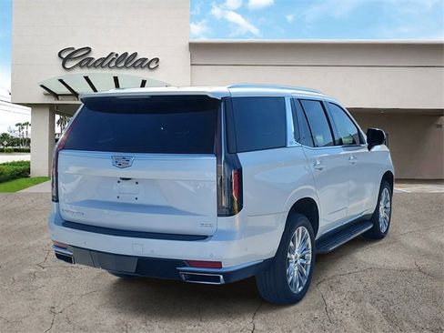 Certified 2021 Cadillac Escalade Premium Luxury image 5