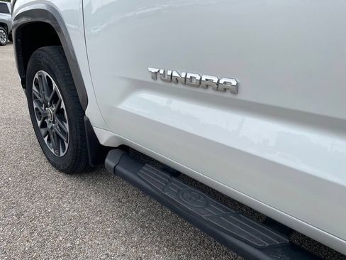 Used 2024 Toyota Tundra Limited w/ Power Package AWD/4WD image 13