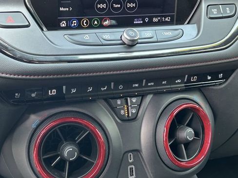 Used 2019 Chevrolet Blazer RS AWD/4WD image 29