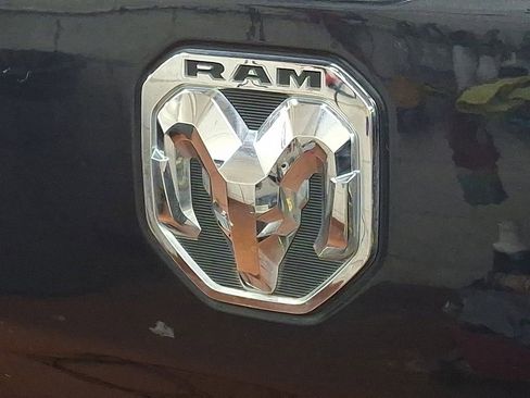 Used 2019 RAM 1500 Big Horn AWD/4WD image 29