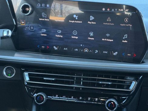 New 2026 Chevrolet Traverse LT w/ LPO, Floor Liner Package image 10