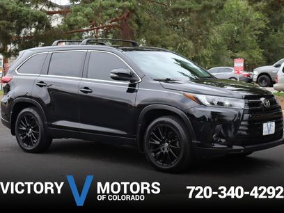 Used 2019 Toyota Highlander SE