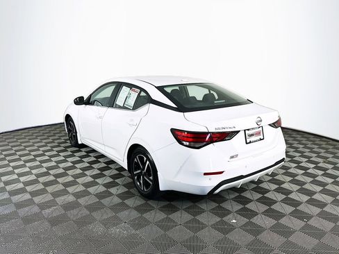 Certified 2024 Nissan Sentra SV FWD image 7