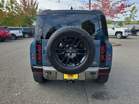 Used 2022 Land Rover Defender 90 X-Dynamic S image 5