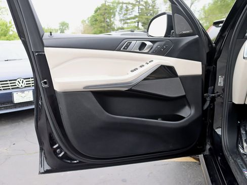 Used 2020 BMW X5 M50i w/ Executive Package AWD/4WD image 43