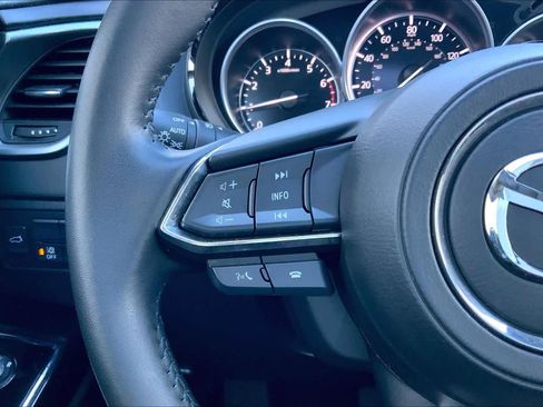 Used 2023 MAZDA CX-9 Touring image 23