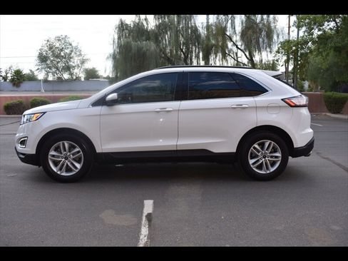 Used 2018 Ford Edge SEL FWD image 4