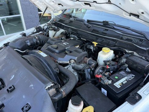 Used 2017 RAM 5500 Tradesman w/ Power & Remote Entry Group image 21