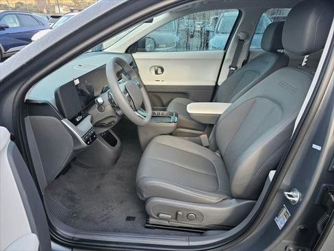 New 2025 Hyundai Ioniq 5 SEL AWD/4WD image 18