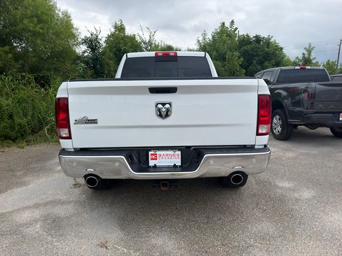 Used 2019 RAM 1500 Big Horn RWD image 5