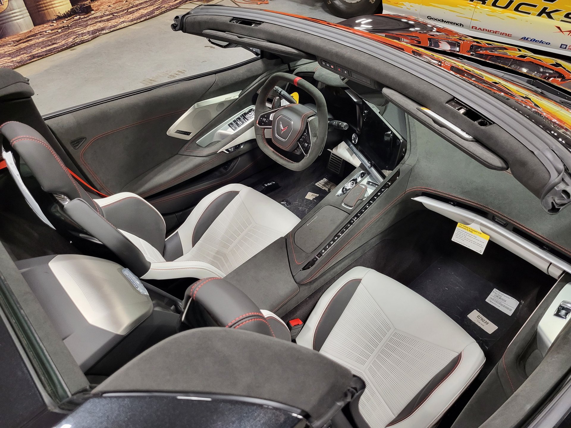 Used 2023 Chevrolet Corvette Stingray Premium Conv w/ Z51 Performance Package RWD image 20