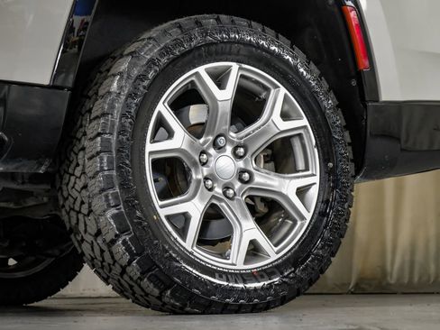 Used 2022 Jeep Wagoneer Series II image 54