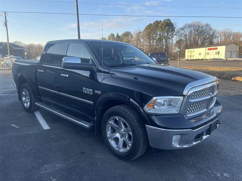Used 2014 RAM 1500 Laramie AWD/4WD image 6