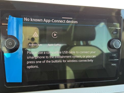 Certified 2025 Volkswagen Taos SEL image 11