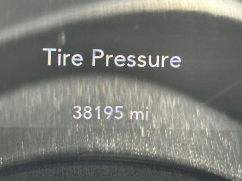 Used 2022 Dodge Challenger R/T image 30