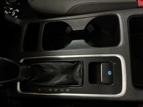 Used 2018 Ford Escape S FWD image 12