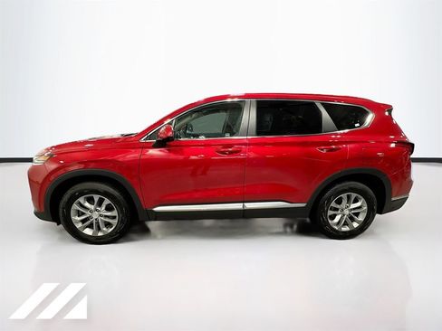 Used 2020 Hyundai Santa Fe SE image 8