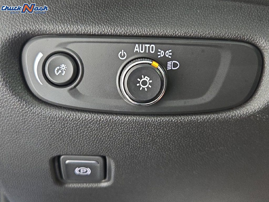 Certified 2026 Chevrolet Blazer LT FWD image 23