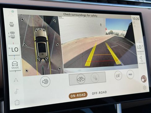 New 2026 Land Rover Range Rover SE image 21