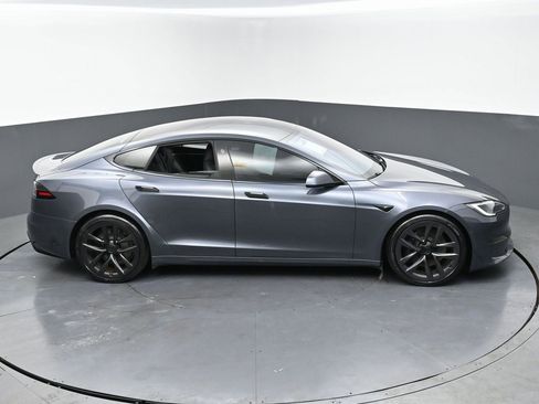 Used 2022 Tesla Model S Plaid image 45