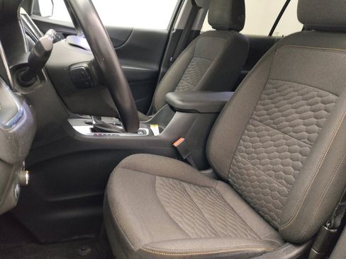 Used 2020 Chevrolet Equinox LT FWD image 17