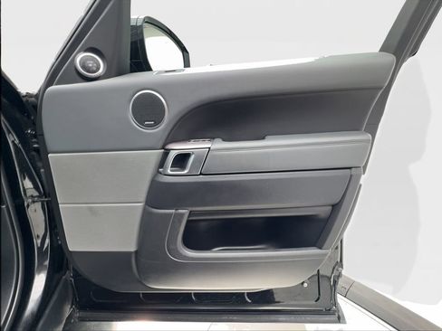 Used 2014 Land Rover Range Rover Sport HSE image 33